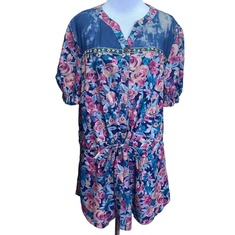 Simply Couture Boho Floral Boutique Tie Shirt Size Large New with tags